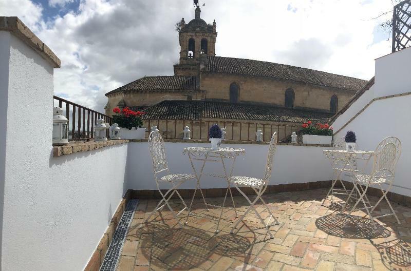 La De Pilar Apartahotel 3*